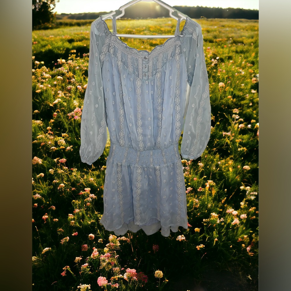 Free People Womens Small Blue Dress w/ White Accents & Lacey Sleeves Embroidered